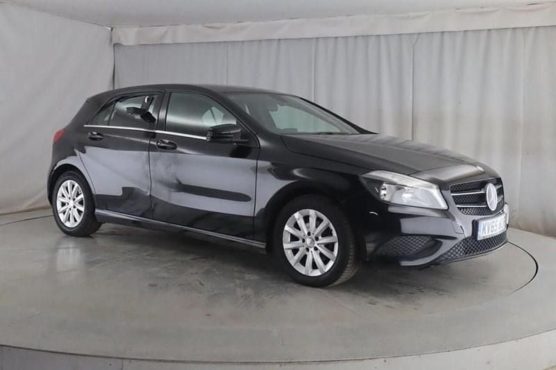 Used Mercedes A180 SE 109 HP (80 kW) 2015