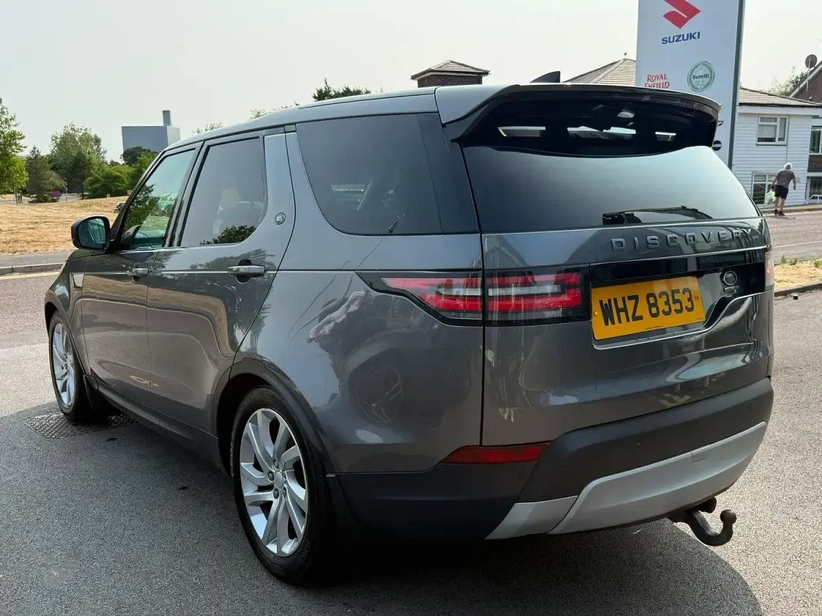 Used Land Rover Discovery HSE 2018 Grey SUV