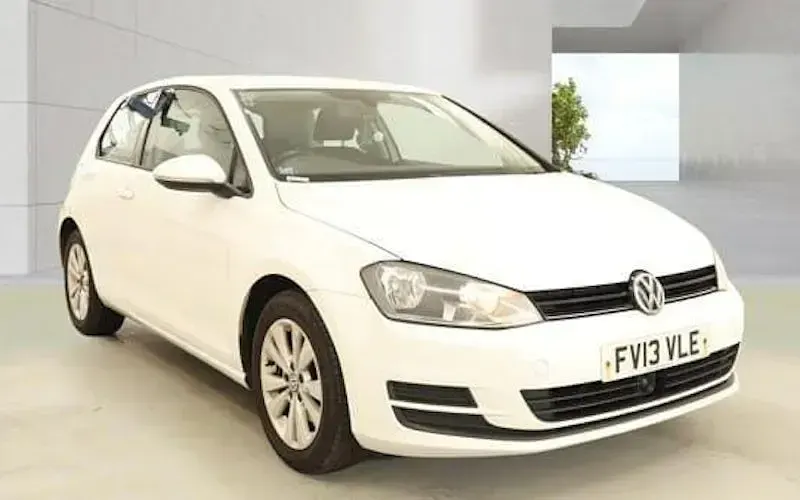 Used VW Golf VII SE 125 HP (91 kW) 2013 Hatchback