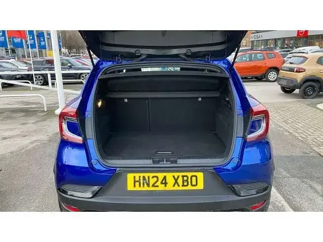 Used Renault Captur Engineered 143 HP (105 kW) 2024 Blue SUV