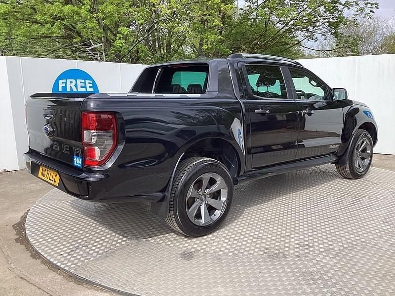 Begagnad Ford Ranger 2021 Svart Pickup