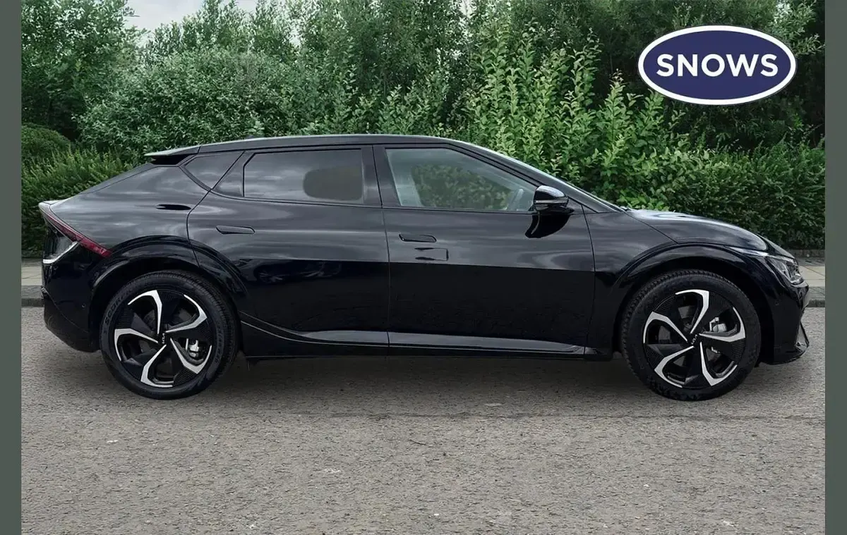 Used Kia EV6 GT-Line S 166 kW (226 HP) 2023 Midnight black SUV