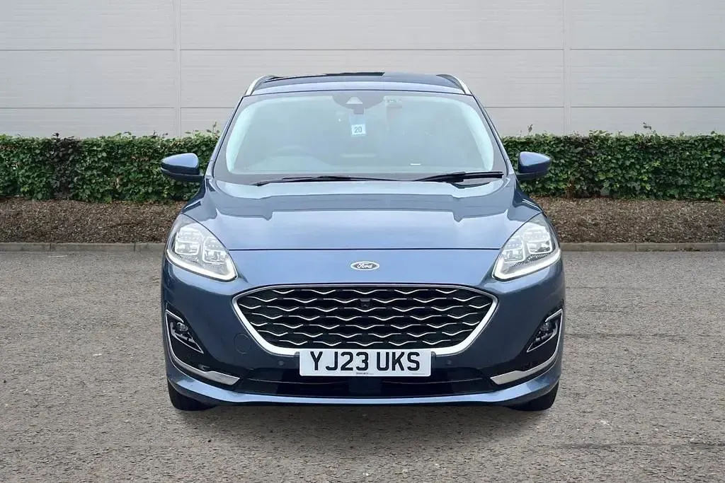Used Ford Kuga Vignale 190 HP (139 kW) 2023 Blue SUV
