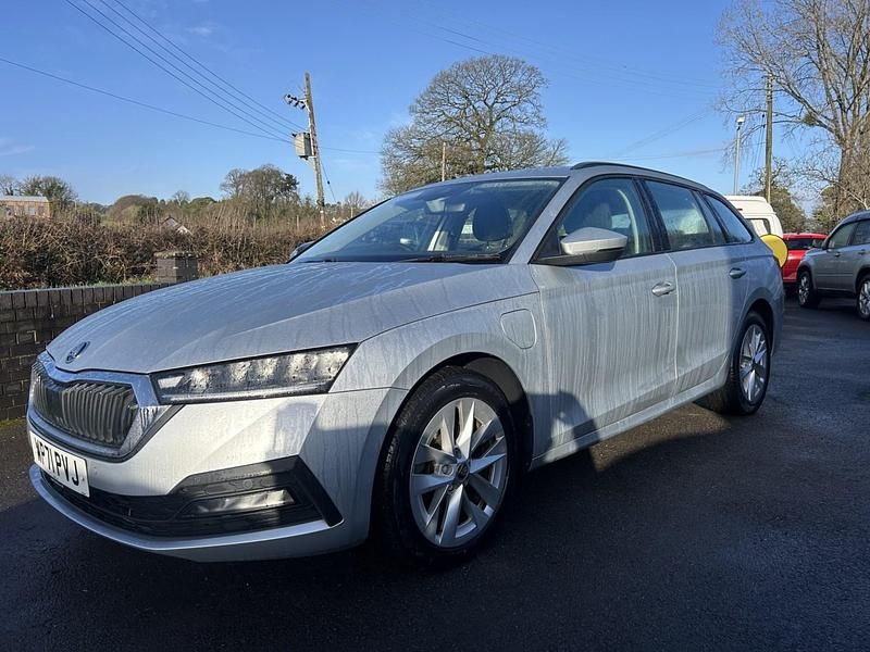 Used Skoda Octavia SE Technology 2022 Silver Estate