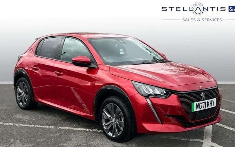Used Peugeot e-208 Allure Premium 100 kW (136 HP) 2021 Red Hatchback