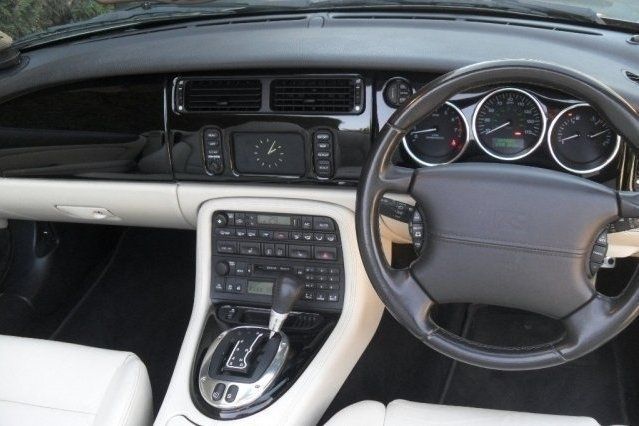 Used Jaguar XKR 400 HP (294 kW) 2004 Cabriolet
