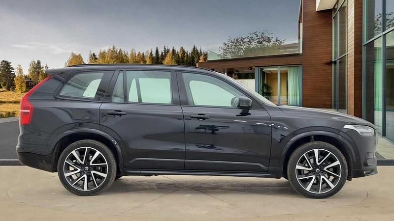 Used Volvo XC90 Plus 235 HP (172 kW) 2022 Black SUV