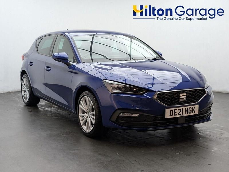 Blue Used 2021 Seat Leon SE Dynamic Hatchback | £13,300 (Fair price) - Image 1/4
