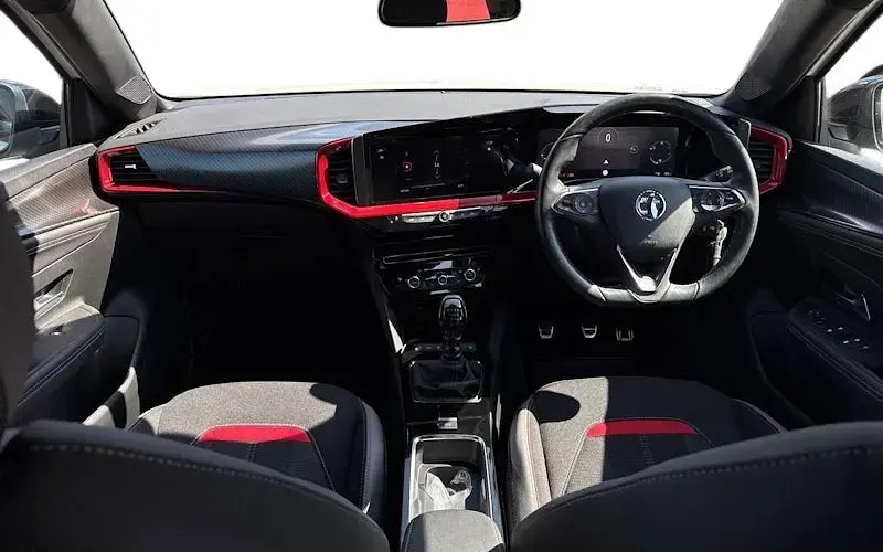 Used Vauxhall Mokka 101 HP (74 kW) 2023 White SUV