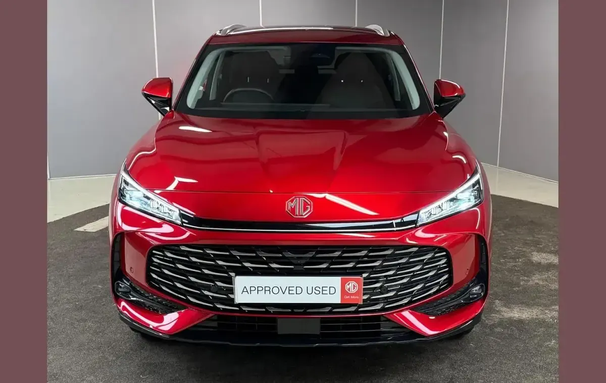 Used MG HS Trophy 295 HP (216 kW) 2024 Red SUV