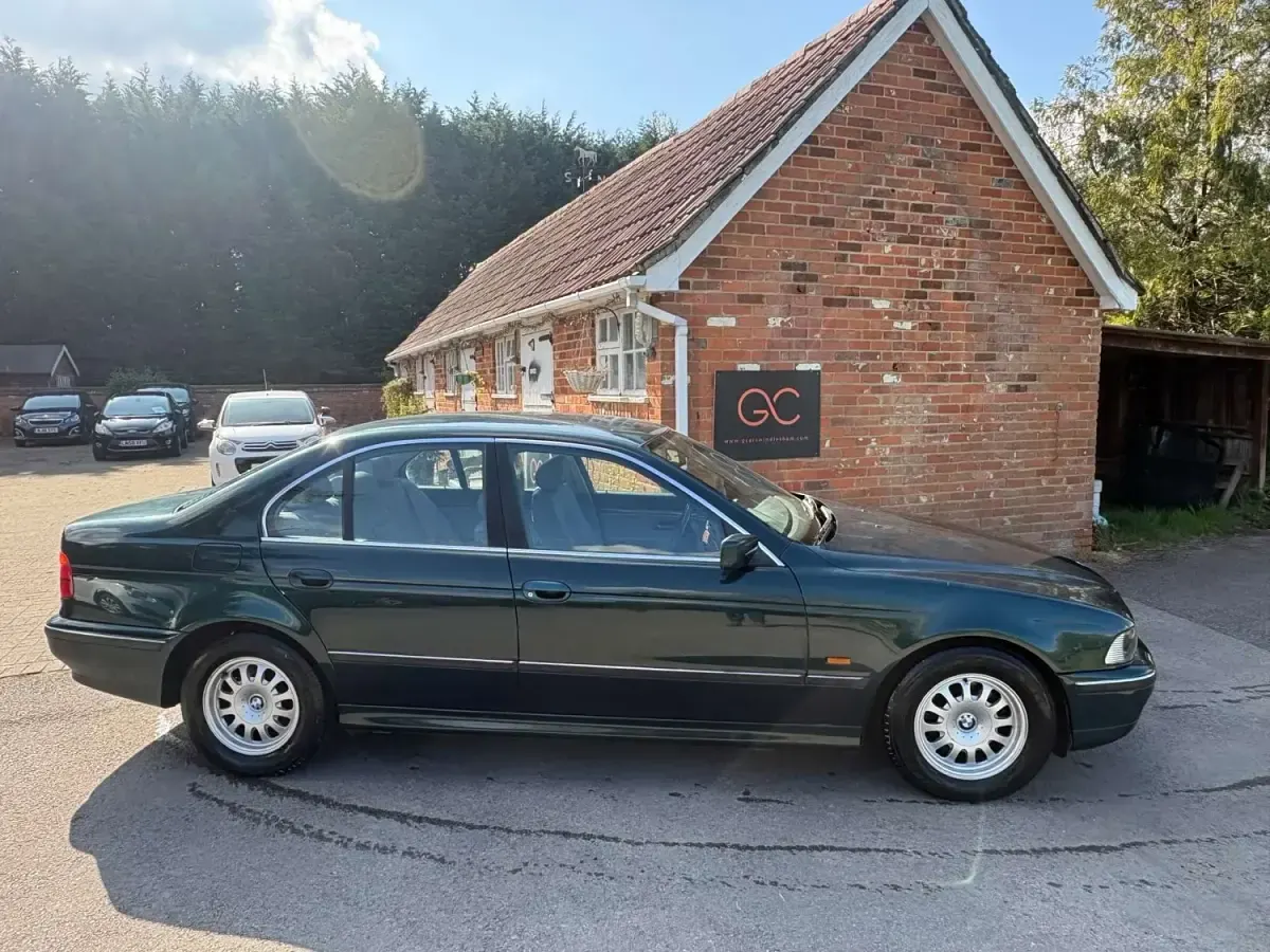 Usado BMW 528 1996 Verde Berlina