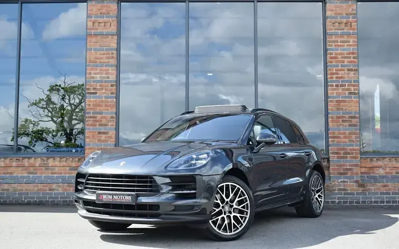 Used Porsche Macan 354 HP (260 kW) 2020 SUV