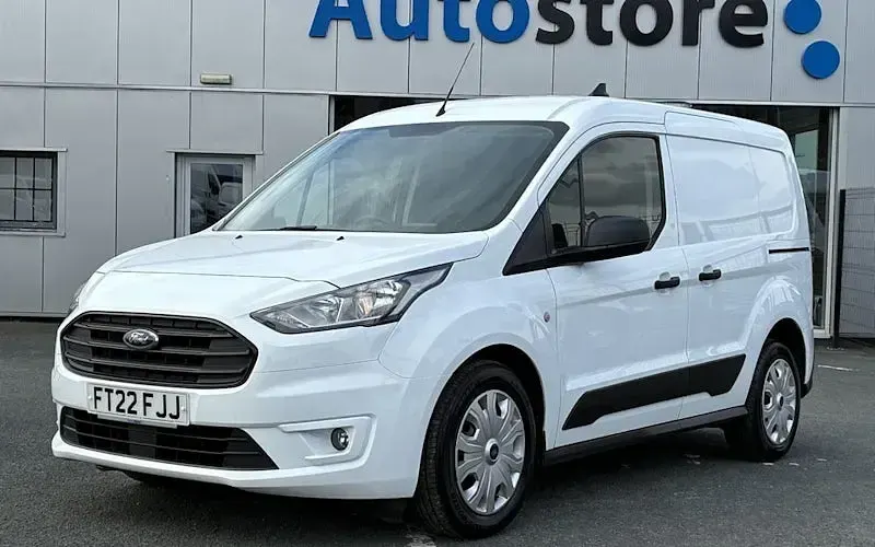 Käytetty Ford Transit Connect Trend 101 HP (74 kW) 2024 Tila-auto