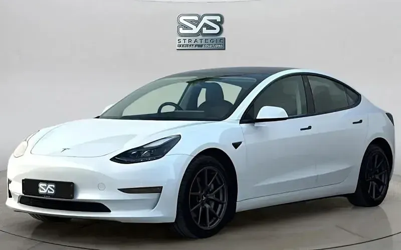 Used Tesla Model 3 Long Range AWD 366 kW (498 HP) 2022 White Sedan