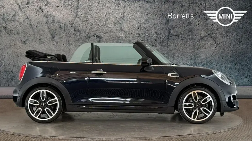 Used Mini Cooper Cabriolet Sport 134 HP (98 kW) 2020 Black Cabriolet