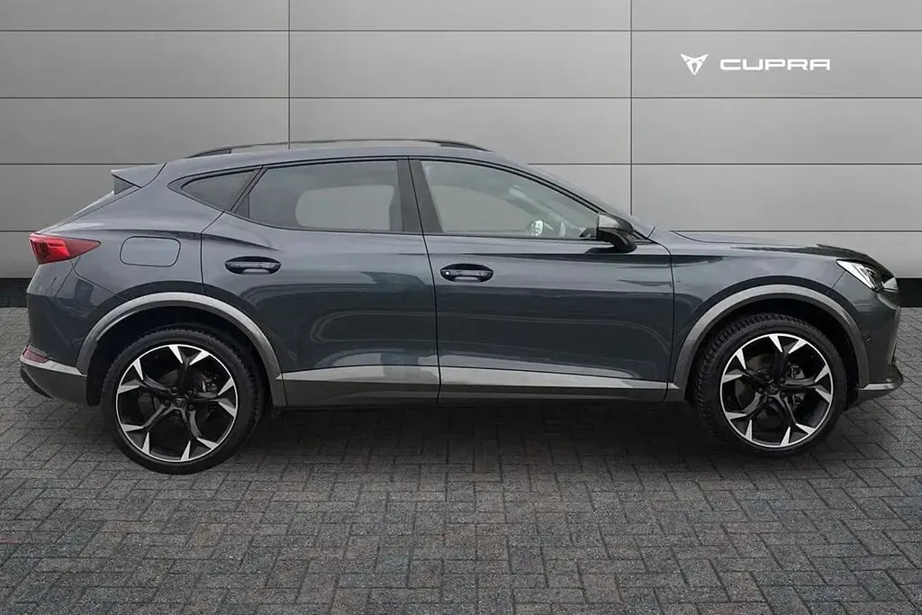 Used Cupra Formentor 150 HP (110 kW) 2023 Grey SUV