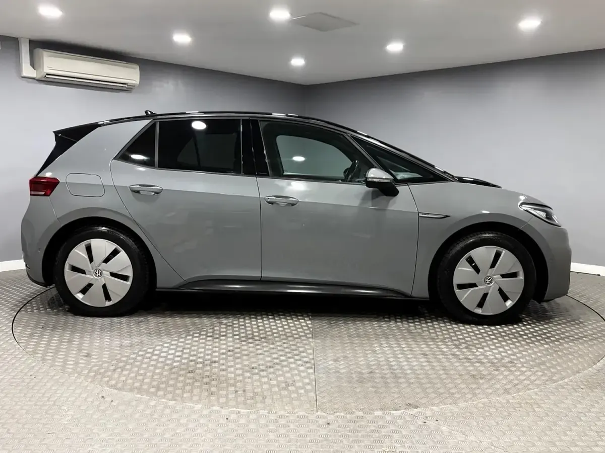 Used VW ID.3 Pro 106 kW (145 HP) 2023 Grey Hatchback