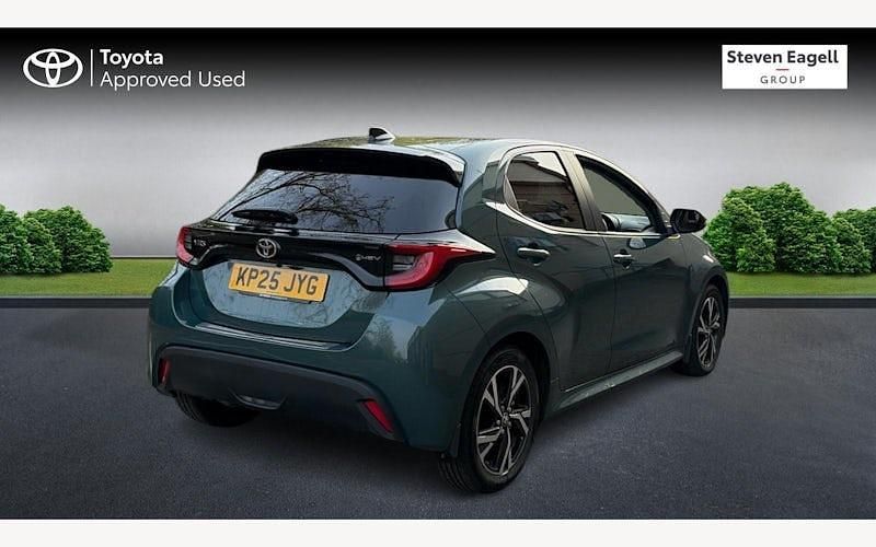 Used Toyota Yaris Hybrid Design 116 HP (85 kW) 2026 Hatchback