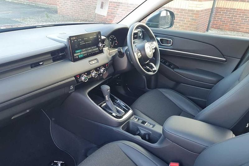 Used Honda HR-V Advance 131 HP (96 kW) 2023 Meteoroid grey SUV