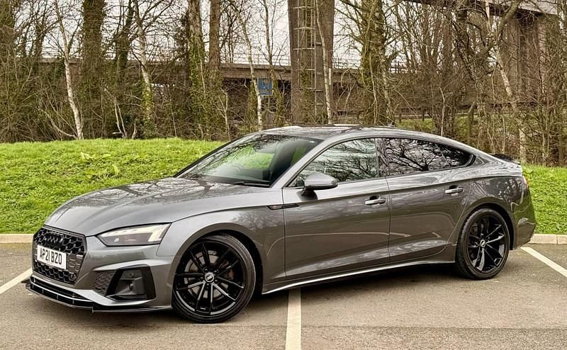 Begagnad Audi A5 S-Line 190 HK (139 kW) 2021 Grå Sportkupé