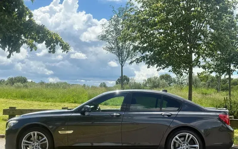 Used BMW 730 M Sport 245 HP (180 kW) 2011 Grey Sedan
