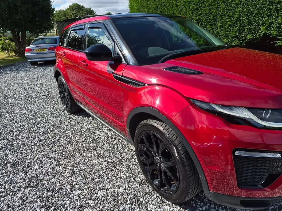 Used Land Rover Range Rover evoque HSE Dynamic 2015 Red Estate