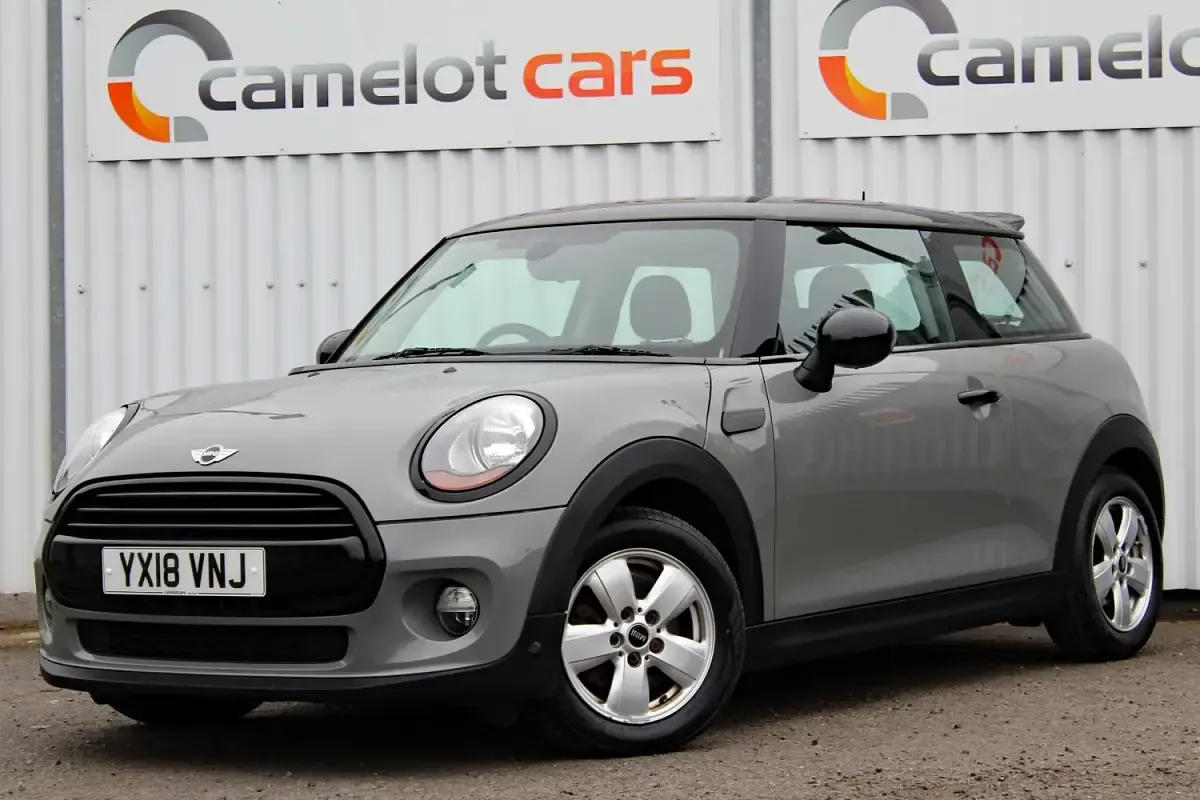 Used Mini Cooper D Hatch 2018 Grey Hatchback