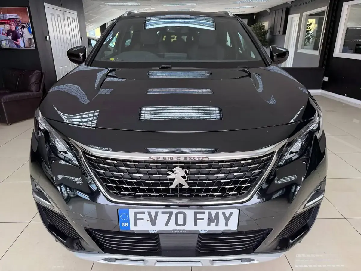 Used Peugeot 5008 Premium 130 HP (95 kW) 2020 Black SUV