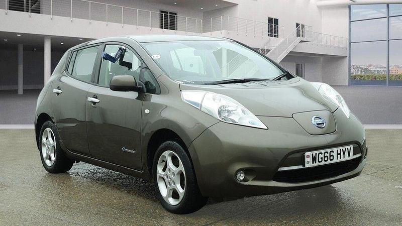 Used Nissan Leaf Acenta 80 kW (109 HP) 2016 Bronze Hatchback