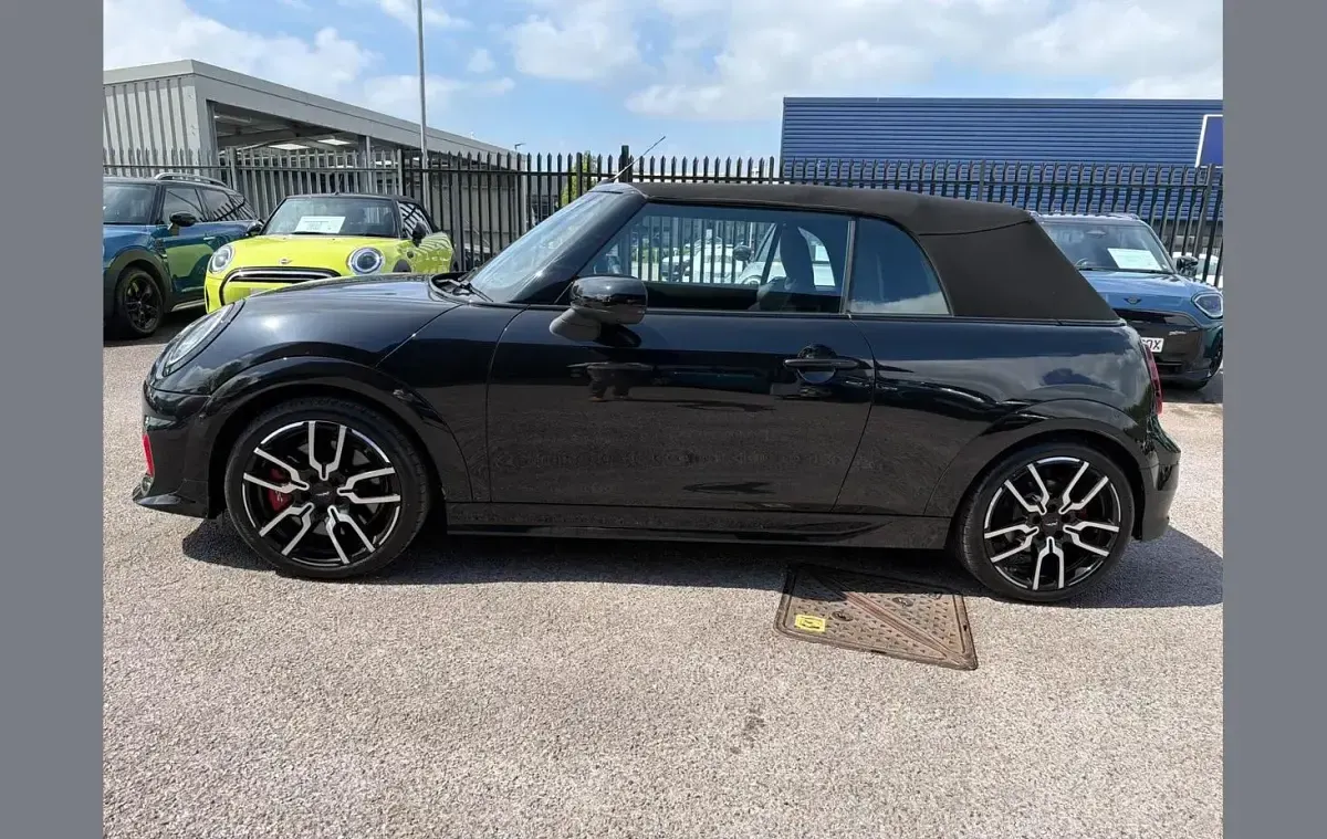 New Mini John Cooper Works Cabriolet 228 HP (167 kW) 2025 Black Cabriolet