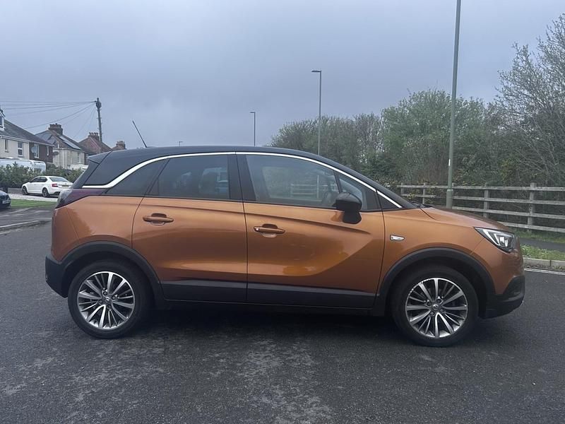 Used Vauxhall Crossland X Elite 110 HP (80 kW) 2019 Orange SUV