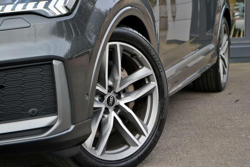 Second-hand Audi Q7 S-Line 286 CP (210 kW) 2020 Gri SUV