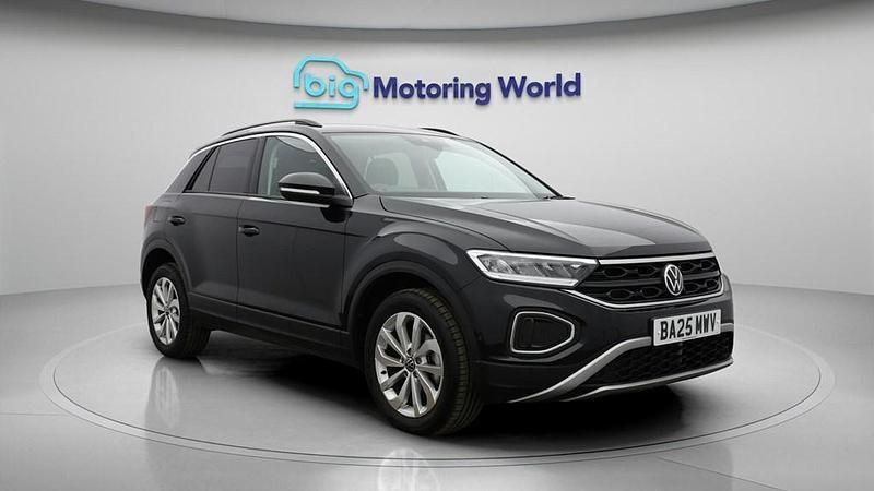Used VW T-Roc Match 115 HP (84 kW) 2025 Black SUV