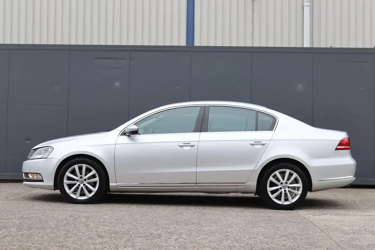 Used VW Passat Executive 2014 Silver Sedan