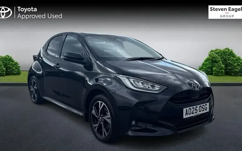Used Toyota Yaris Design 116 HP (85 kW) 2025 Hatchback