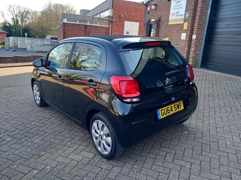 Usado Citroën C1 Feel 82 CV (60 kW) 2014 Negro Utilitario