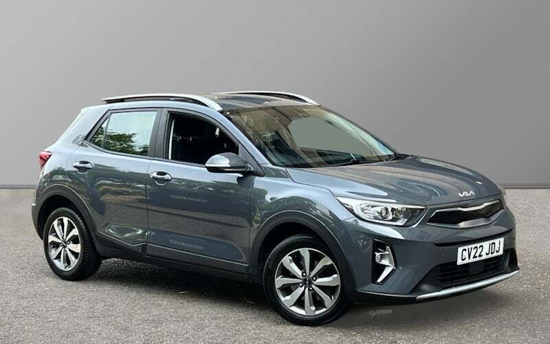 Used 2024 Kia Stonic 2 SUV | £12,435 (Good price) - Image 1/4