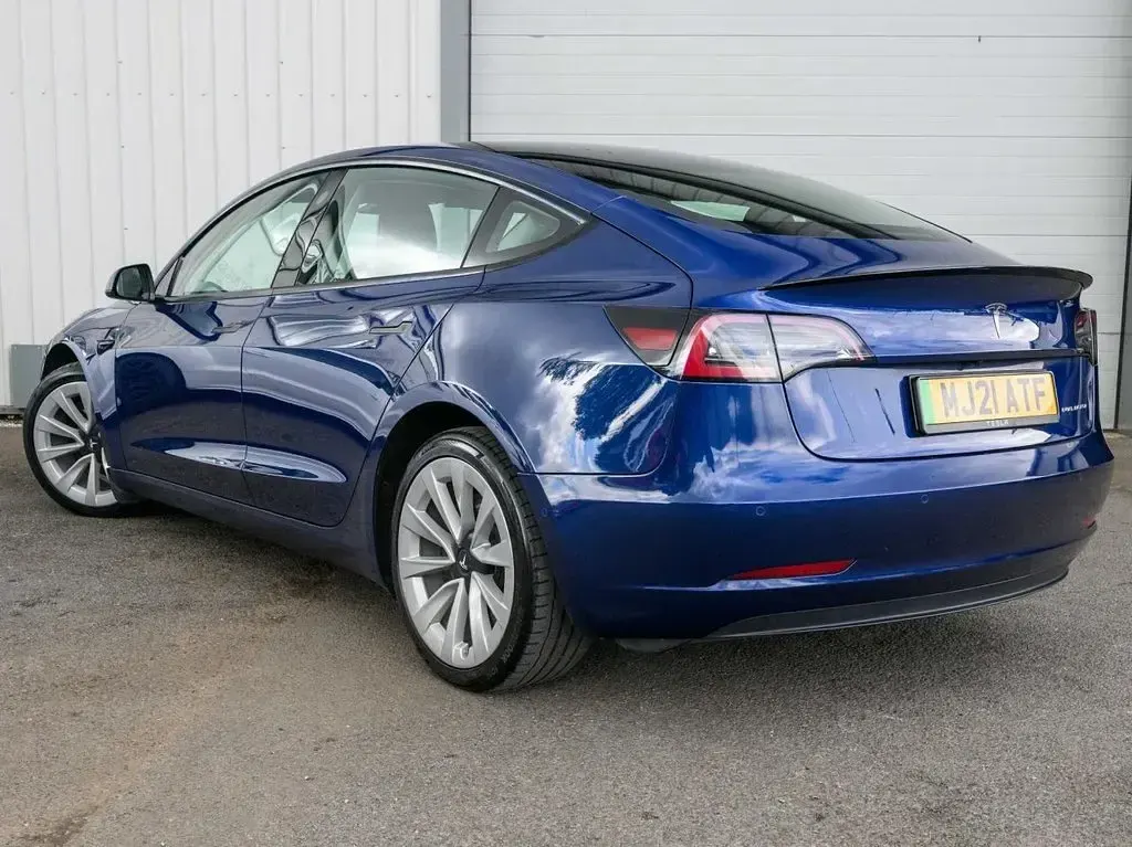 Used Tesla Model 3 Long Range AWD 366 kW (498 HP) 2021 Blue Sedan