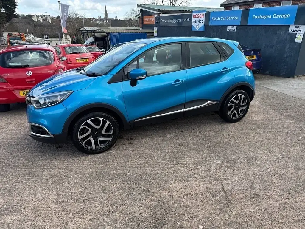 Used Renault Captur Dynamique 90 HP (66 kW) 2013 Blue SUV