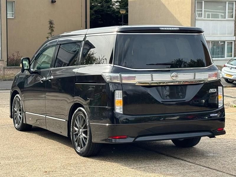 Used Nissan Elgrand S 2016 Black MPV