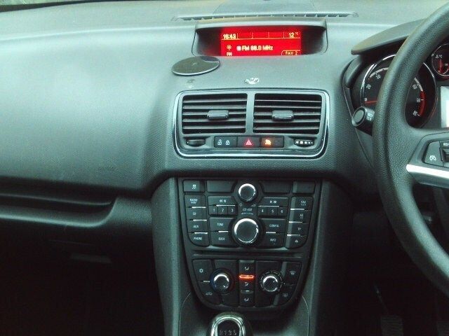 Image 4/4
