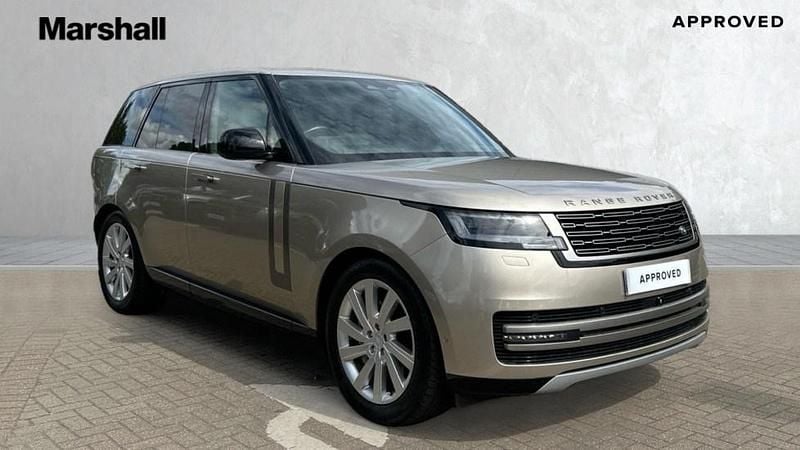 Sv bespoke ultra metallic gloss sunset gold Used 2022 Land Rover Range Rover SE SUV | £74,804 (Good price) - Image 1/4