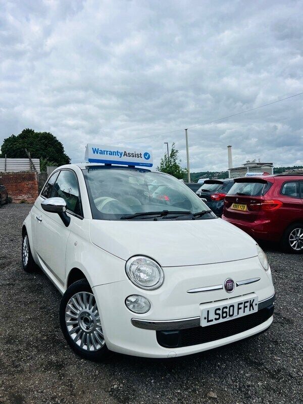 White Used 2010 Fiat 500 Lounge Hatchback | £2,350 (Good price) - Image 1/4