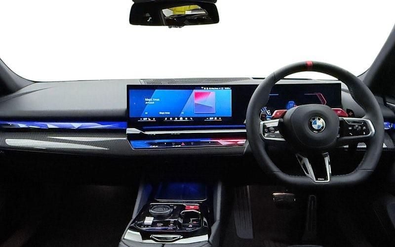 New BMW M5 727 HP (534 kW) 2026 Estate