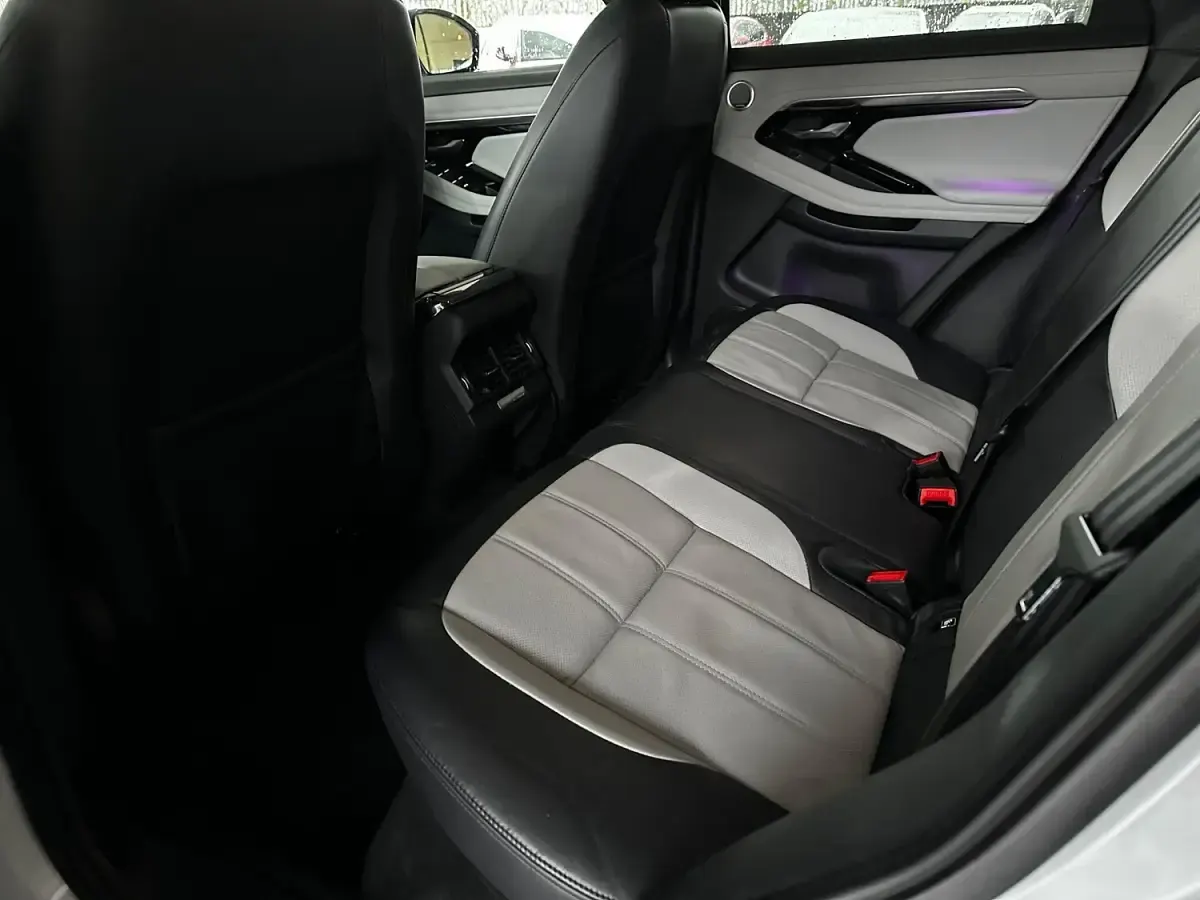 Used Land Rover Range Rover evoque First Edition 2019 White Estate