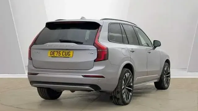Used Volvo XC90 Plus 455 HP (334 kW) 2025 Silver SUV