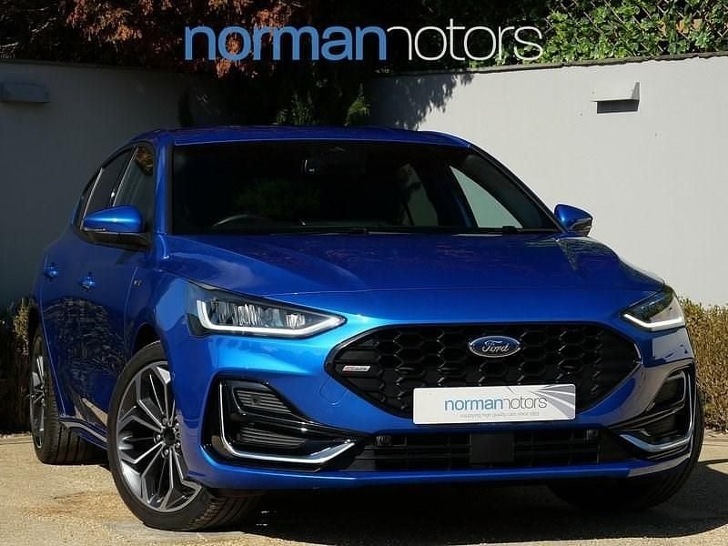 Blue Used 2022 Ford Focus ST-Line Hatchback | £19,995 (Expensive) - Image 1/3