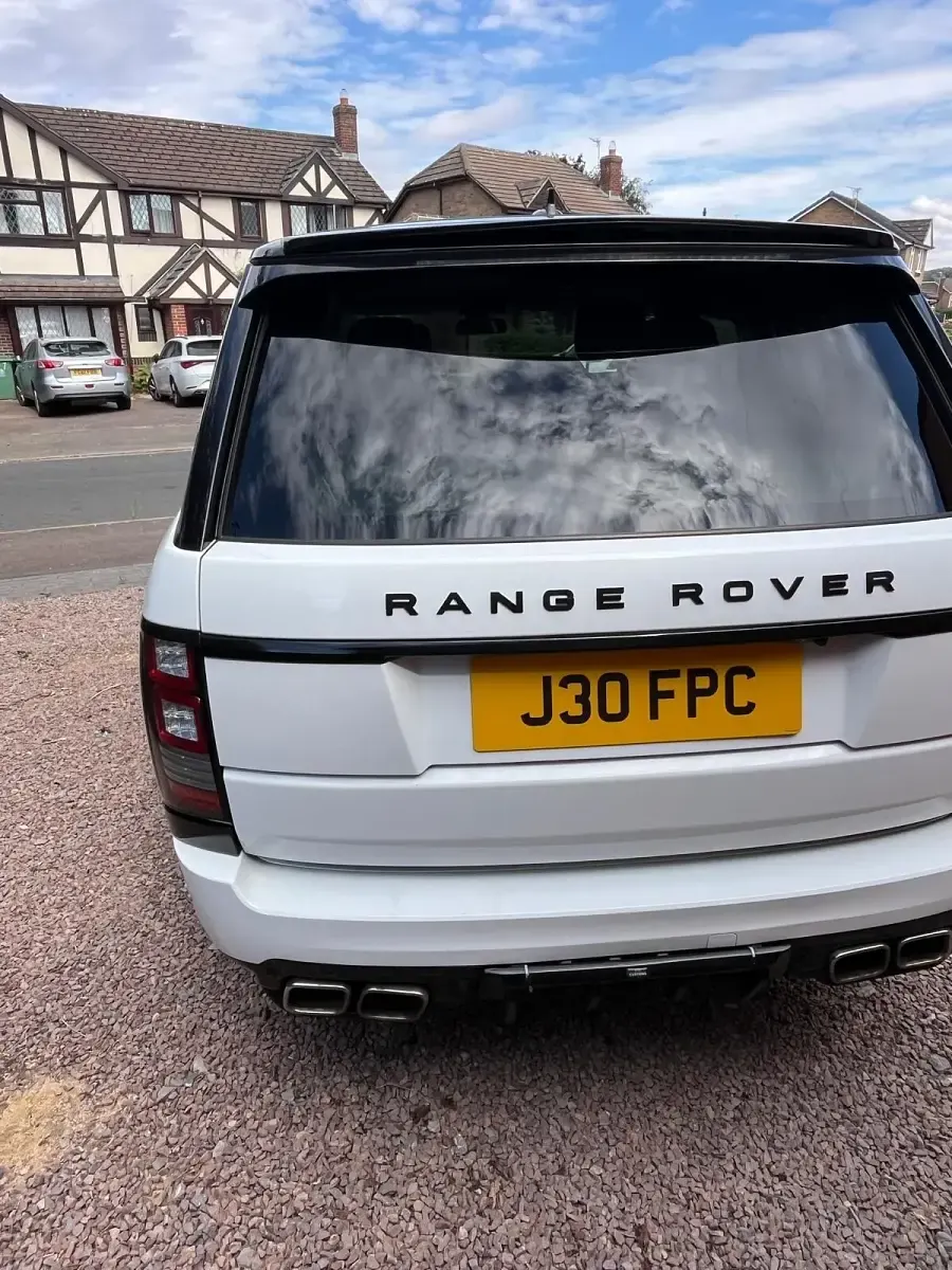 Used Land Rover Range Rover Vogue 306 HP (225 kW) 2015 White SUV