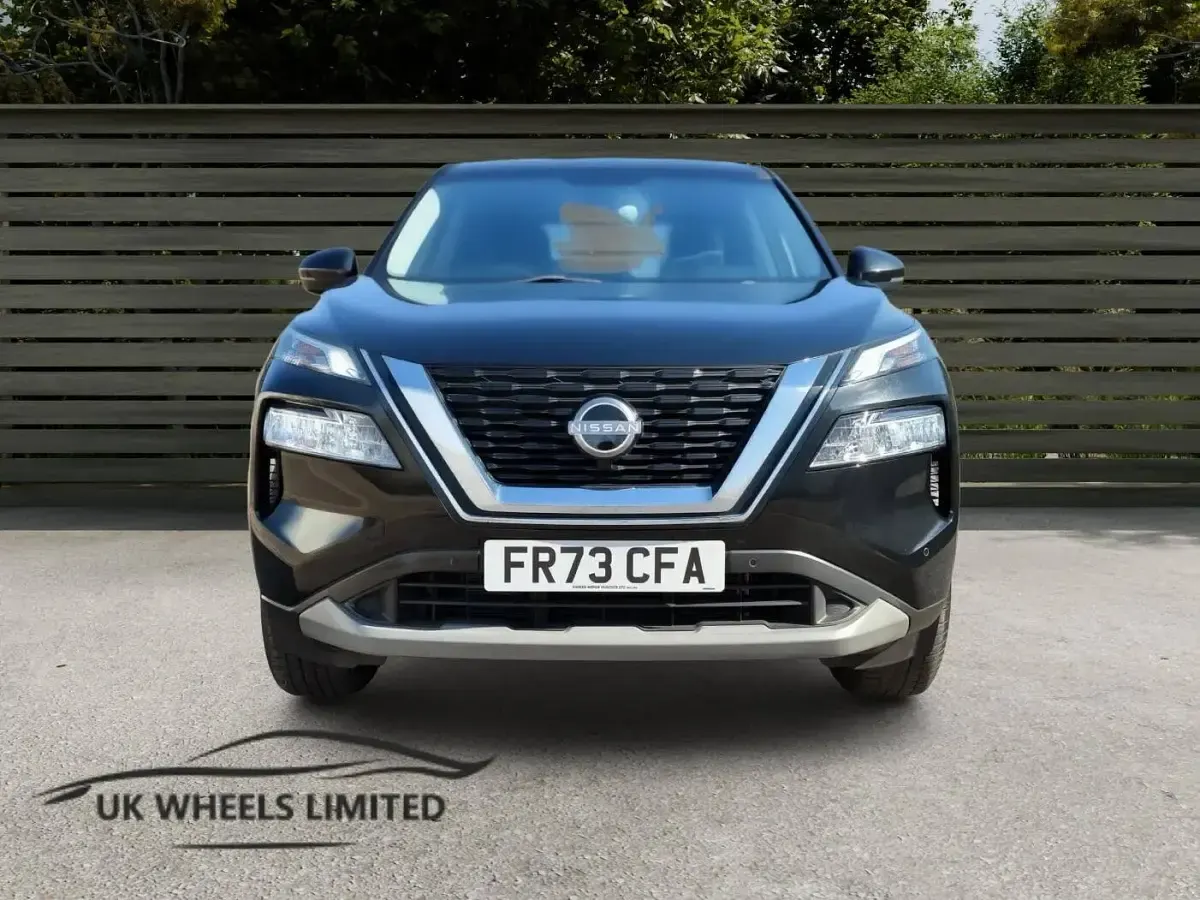 Used Nissan X-Trail Acenta Premium 204 HP (150 kW) 2024 Black SUV
