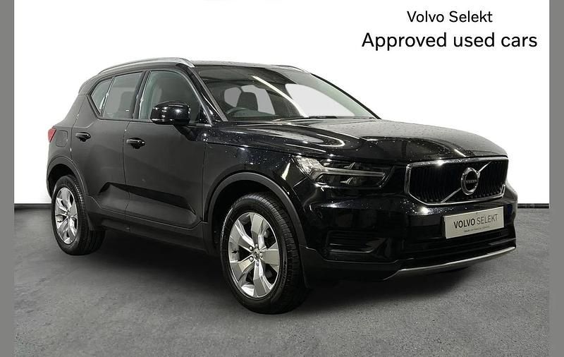 Used Volvo XC40 Momentum 161 HP (118 kW) 2020 Black SUV